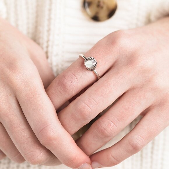 Recycled Vintage Clear Dairy Bottles Sterling Adjustable Vintage Lace Ring - Picture 2 of 6